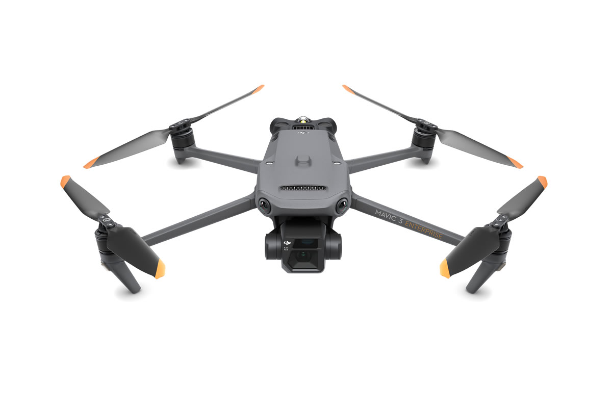 最新鋭の機能を搭載したMavic 3 Enterpriseシリーズは、コンパクトに片手で持ち運びでき、展開してすぐに業務に取り掛かれます。時間のかかるミッションでも性能を遺憾なく発揮し、初心者にもベテランパイロットにも最適な業務用ドローンです。